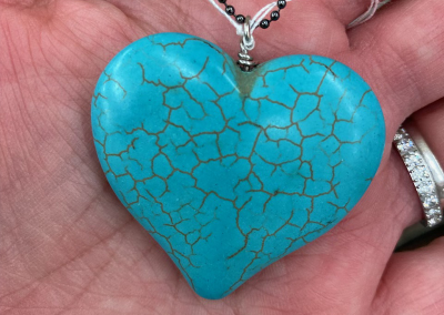 Arctique's Teal Cracked Heart